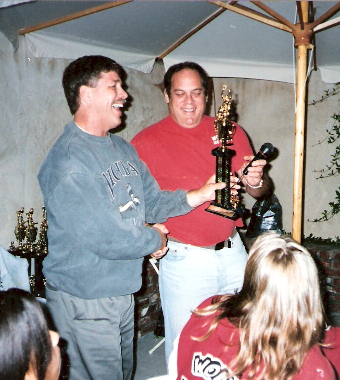trophy1.jpg
